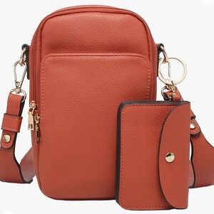 NWOT JEN & CO. Parker 3 Compartment Crossbody Bag with Pouch